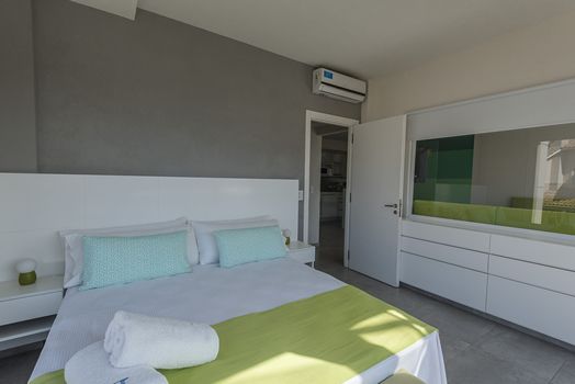 Apart Verde